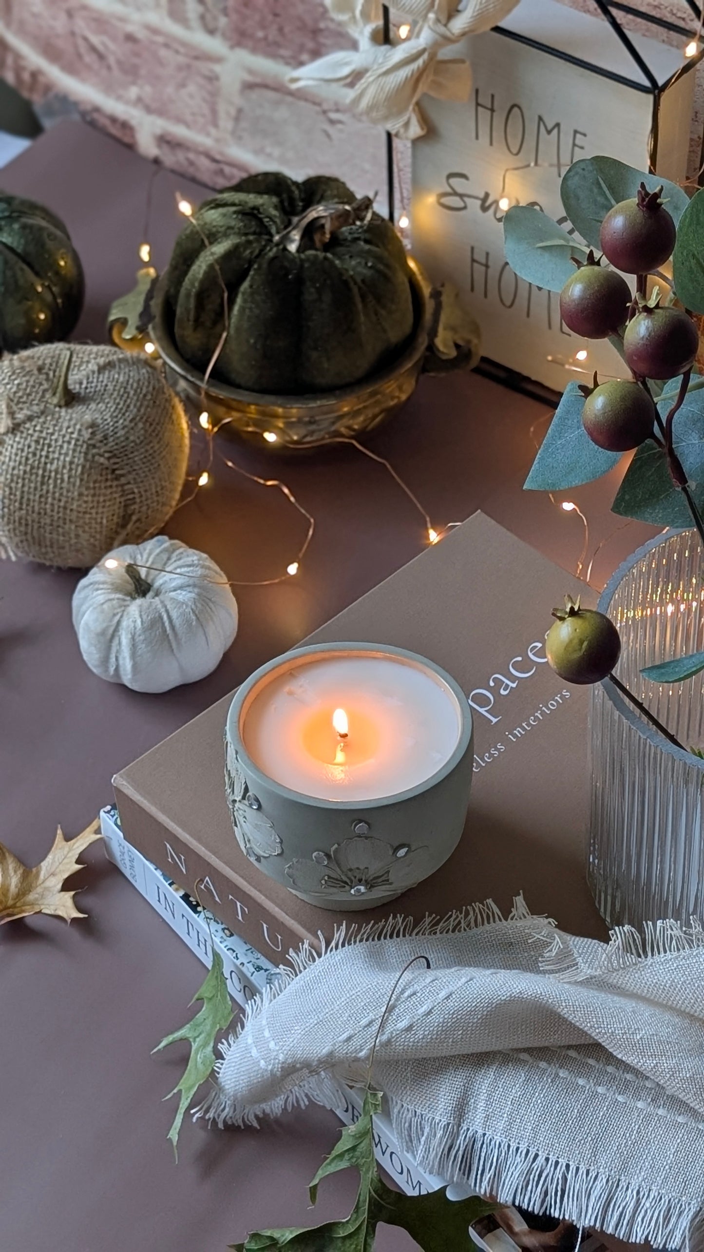 “Lavender Grove Concrete Candle – White Sage & Lavender Herbal Luxury Home Fragrance | The Fragrant Jar”