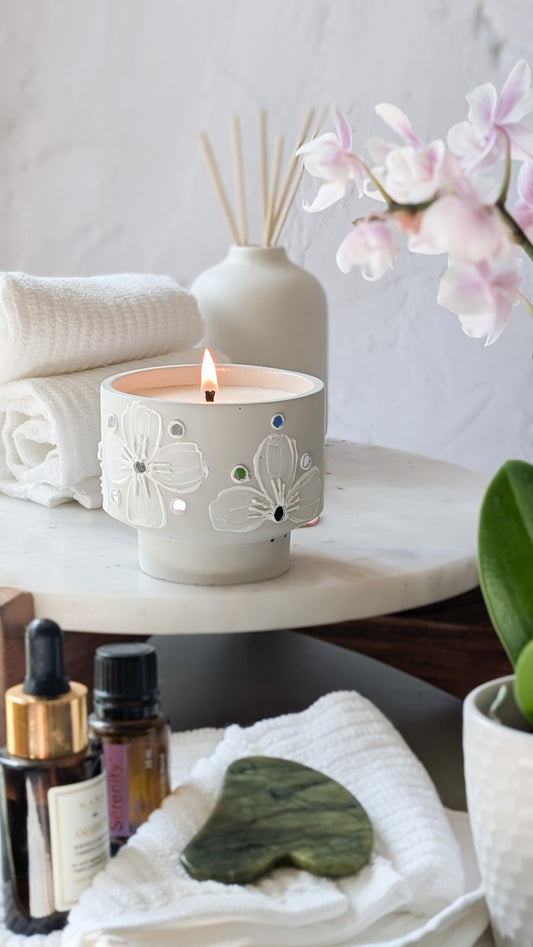 CHÂTEAU CASHMERE, Spa Inspired Concrete Candle, for timeless home décor and gifting |The Fragrant Jar