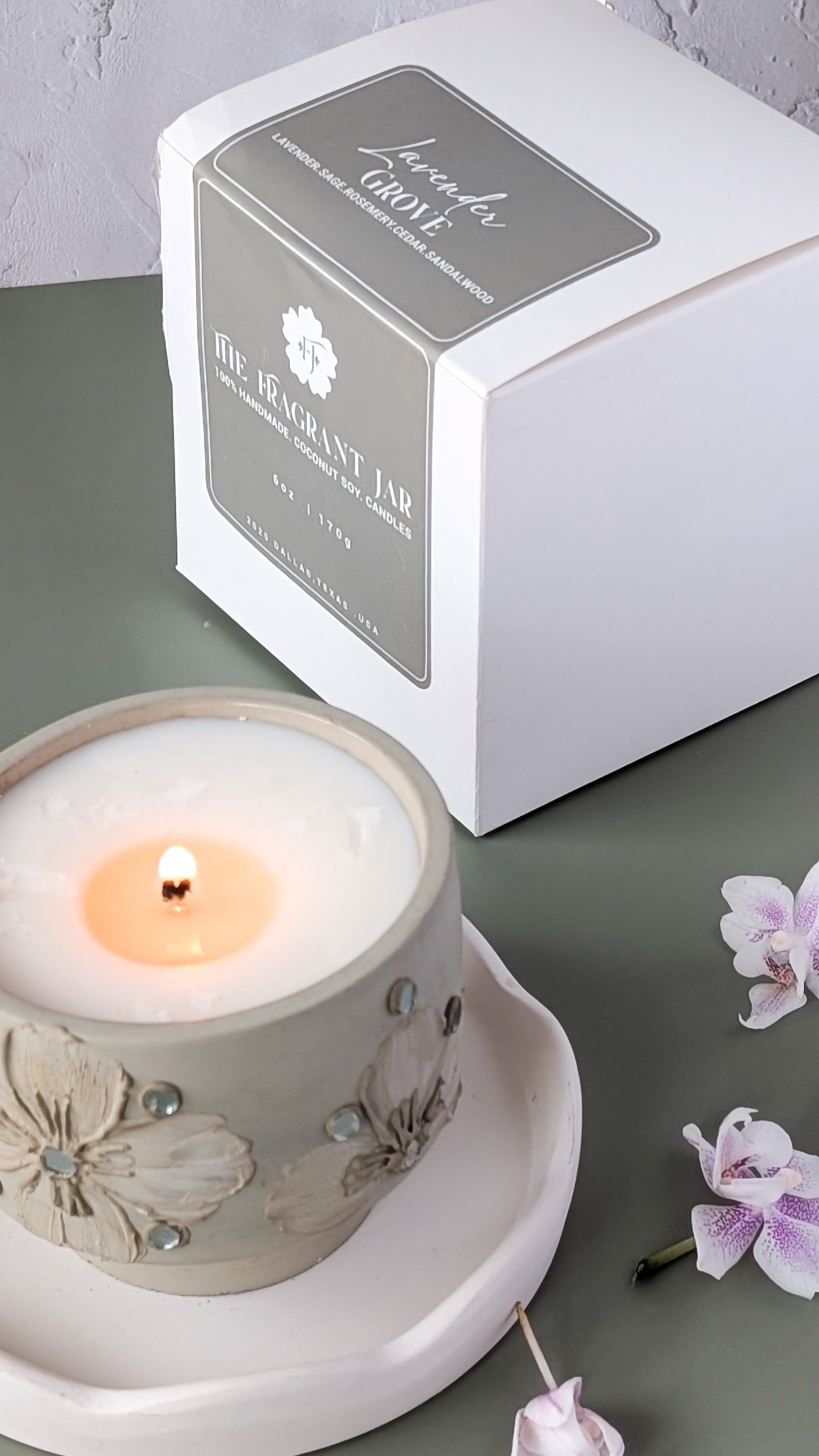 “Lavender Grove Concrete Candle – White Sage & Lavender Herbal Luxury Home Fragrance | The Fragrant Jar”
