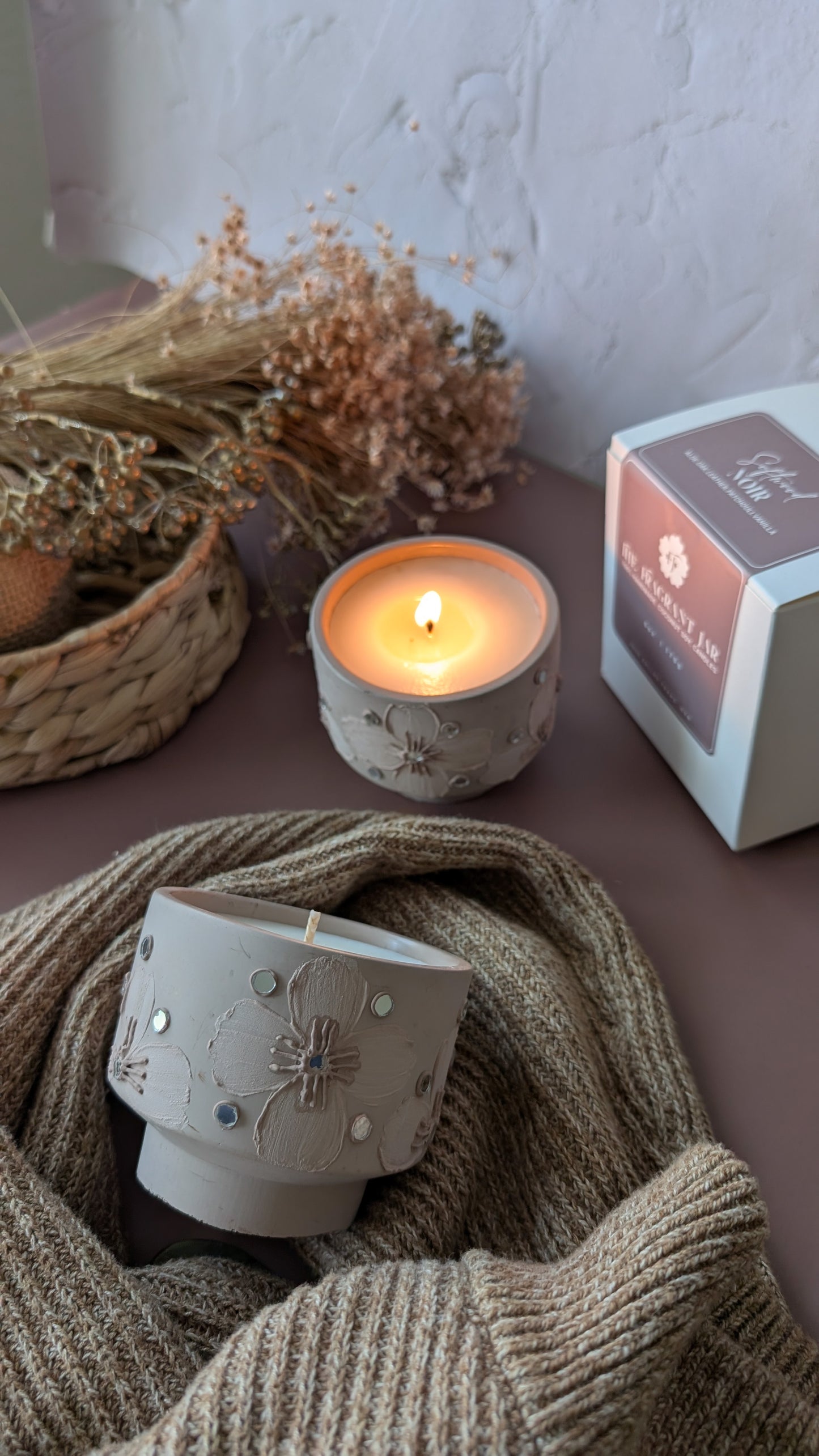 “Softwood Noir Concrete Candle – White Oak & Vanilla Luxury Home Fragrance | The Fragrant Jar”