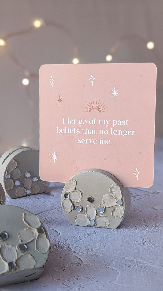 The Fragrant Jar –Handmade Photo & Wedding Table Card Holder
